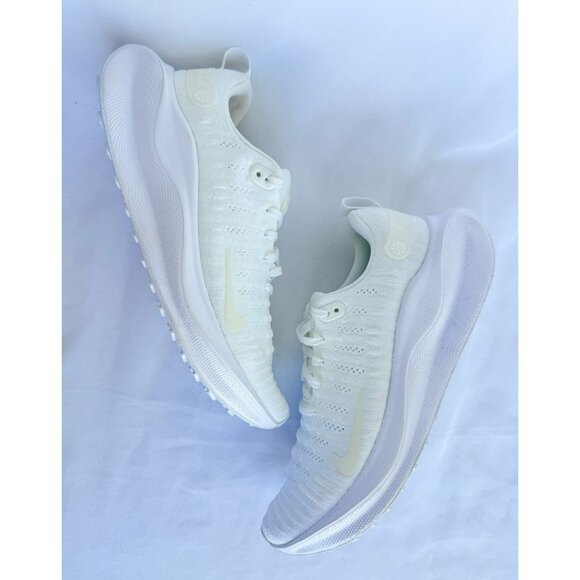 * 10 WOMEN'S NIKE REACTX INFINITY RUN 4 TRIPLE WHITE RUNNING SNEAKERS DR2670-103 - Picture 1 of 9